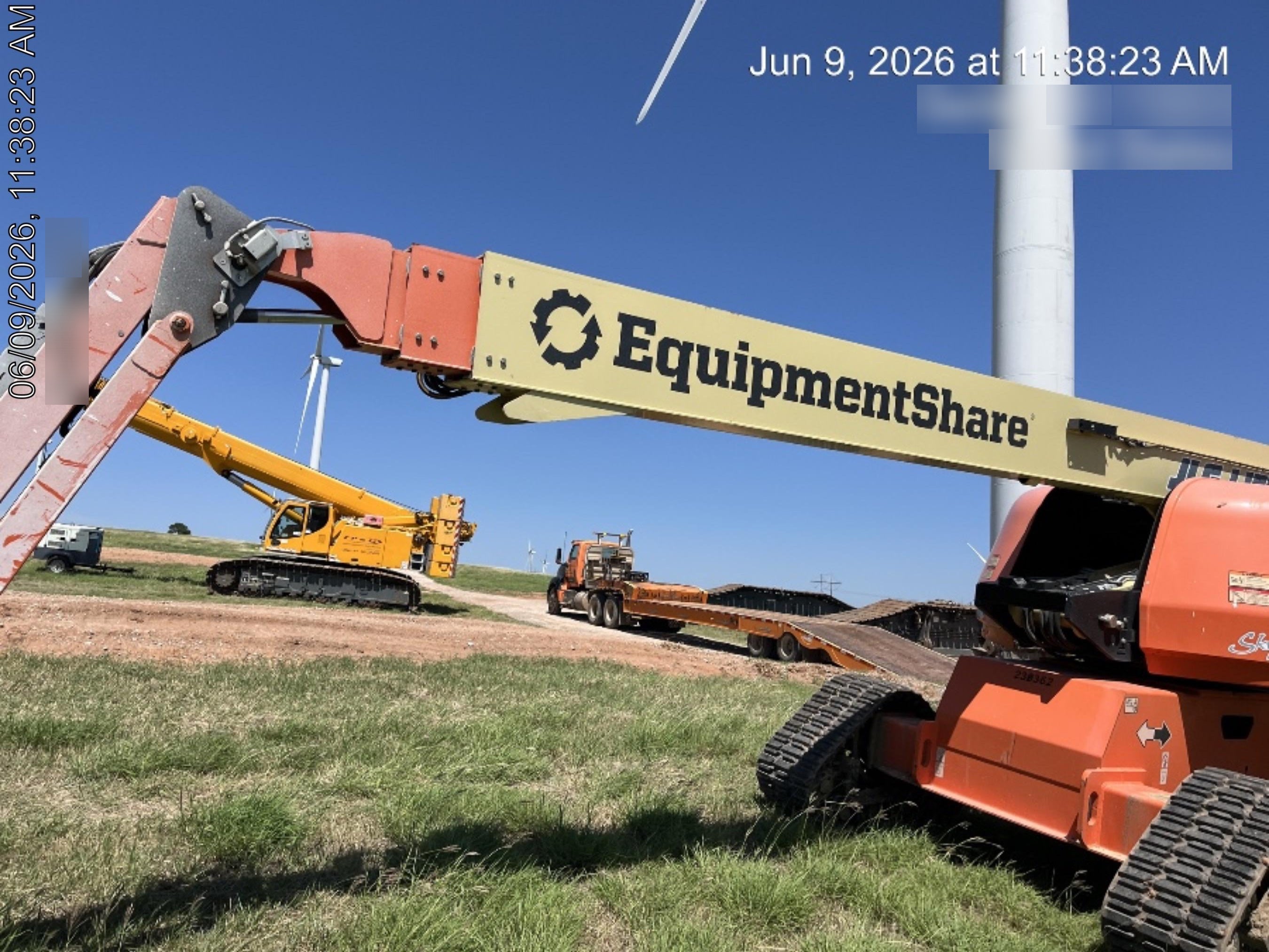 2022 JLG 660SJ Quad Track