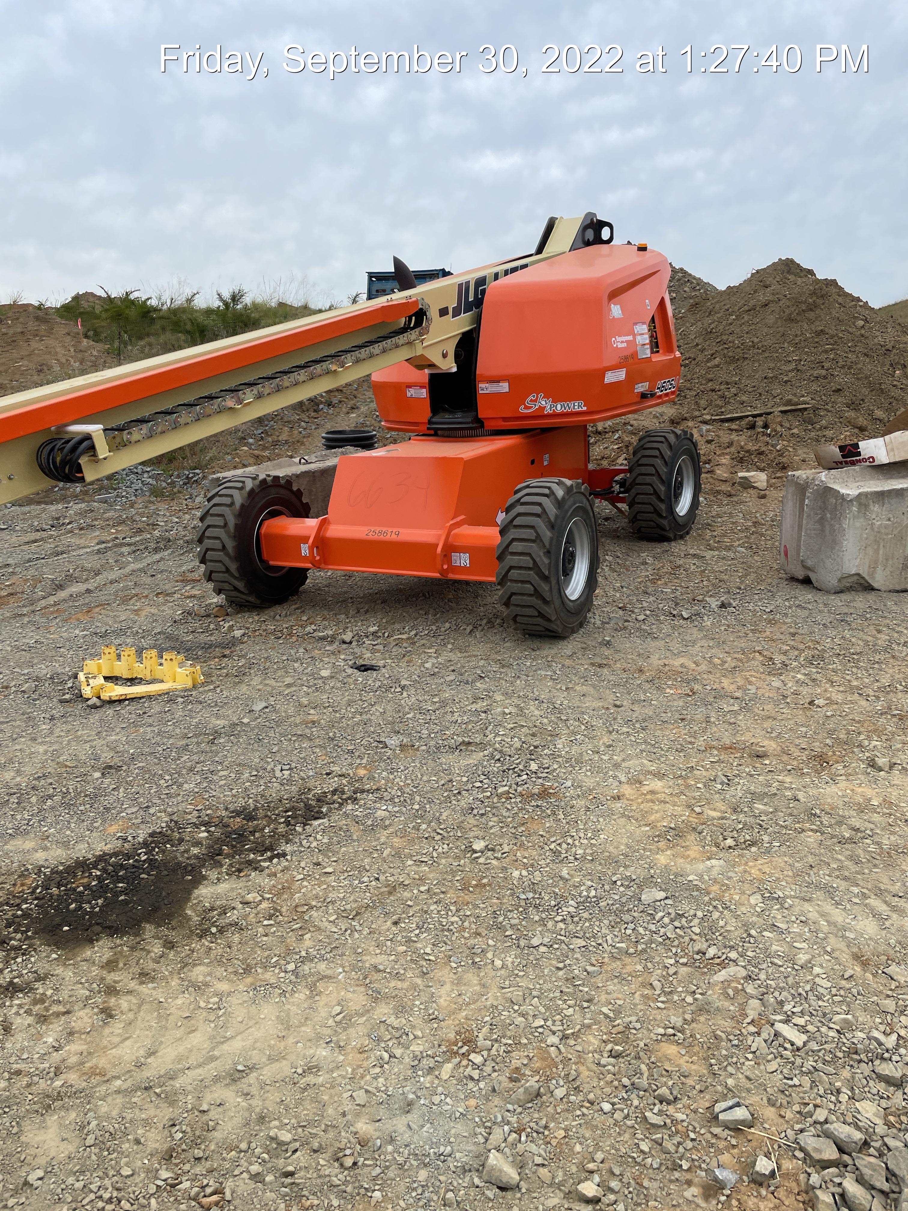 2022 JLG 460SJ