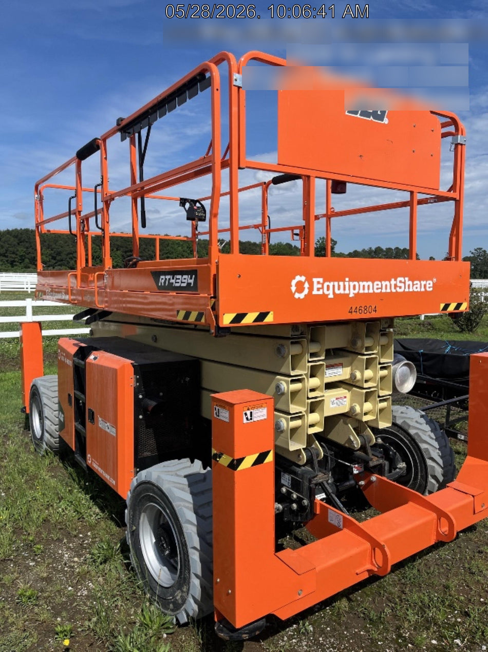 2024 JLG RT4394
