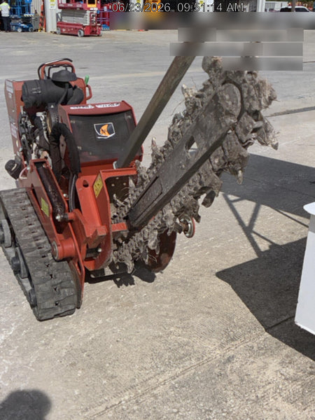 2020 DITCH WITCH C24XA