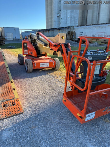 2022 JLG E450AJ