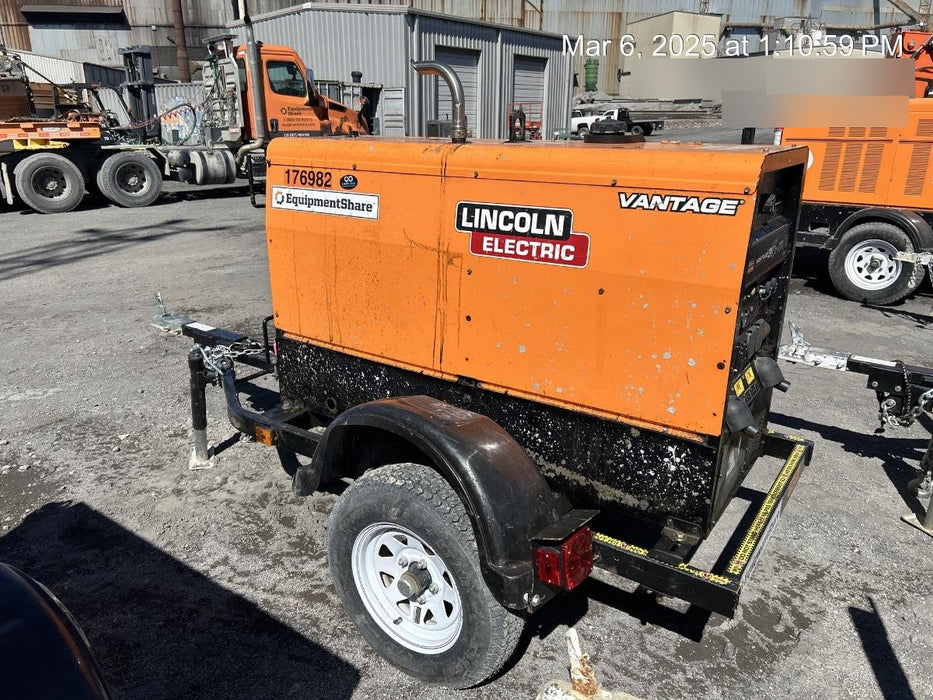 2021 Lincoln Electric Vantage 322 Vantage 322 Ready Pak 3 w/ Decals, ORANGE (includes trailer, cable rack, fender light kit) NO Telematics
