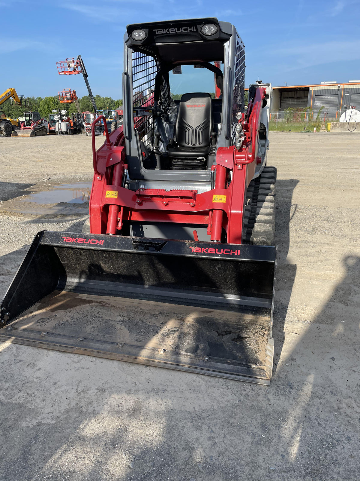 2022 TAKEUCHI TL12R2-R