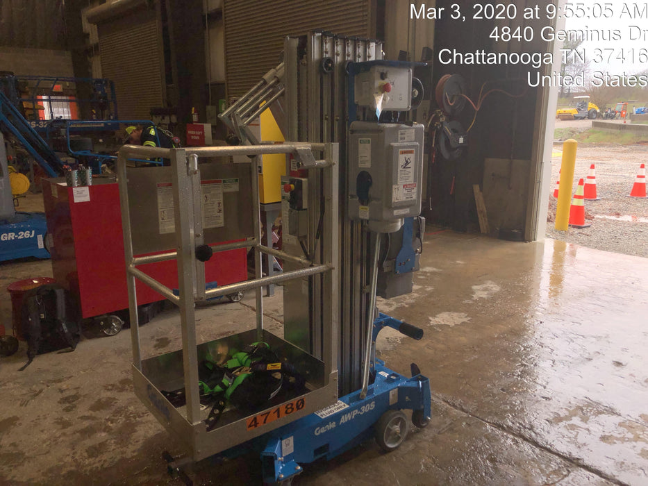 2019 GENIE AWP-30S