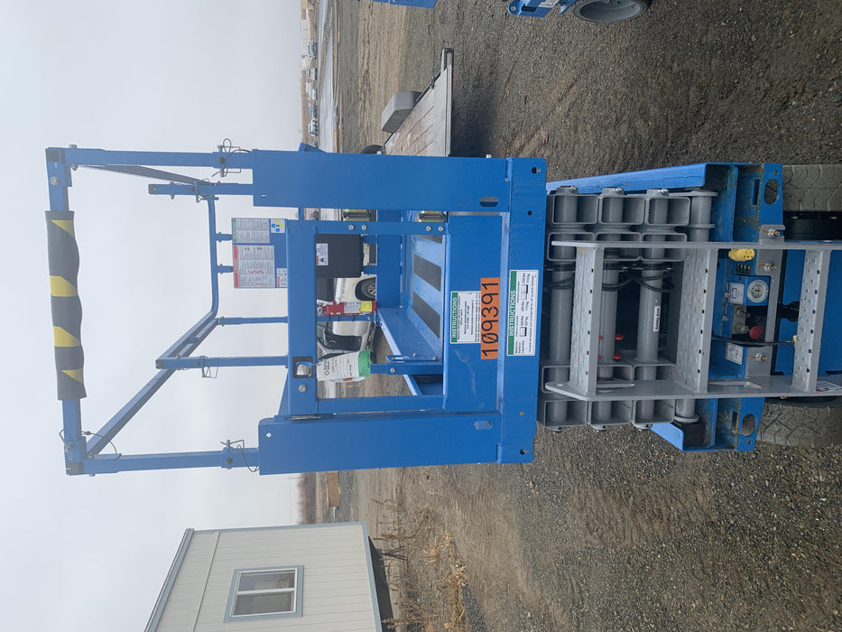 2020 Genie GS-2632 Solid NM Tires, Folding Rails with Half-Height Swing Gate, Beacon, 800W Invertor