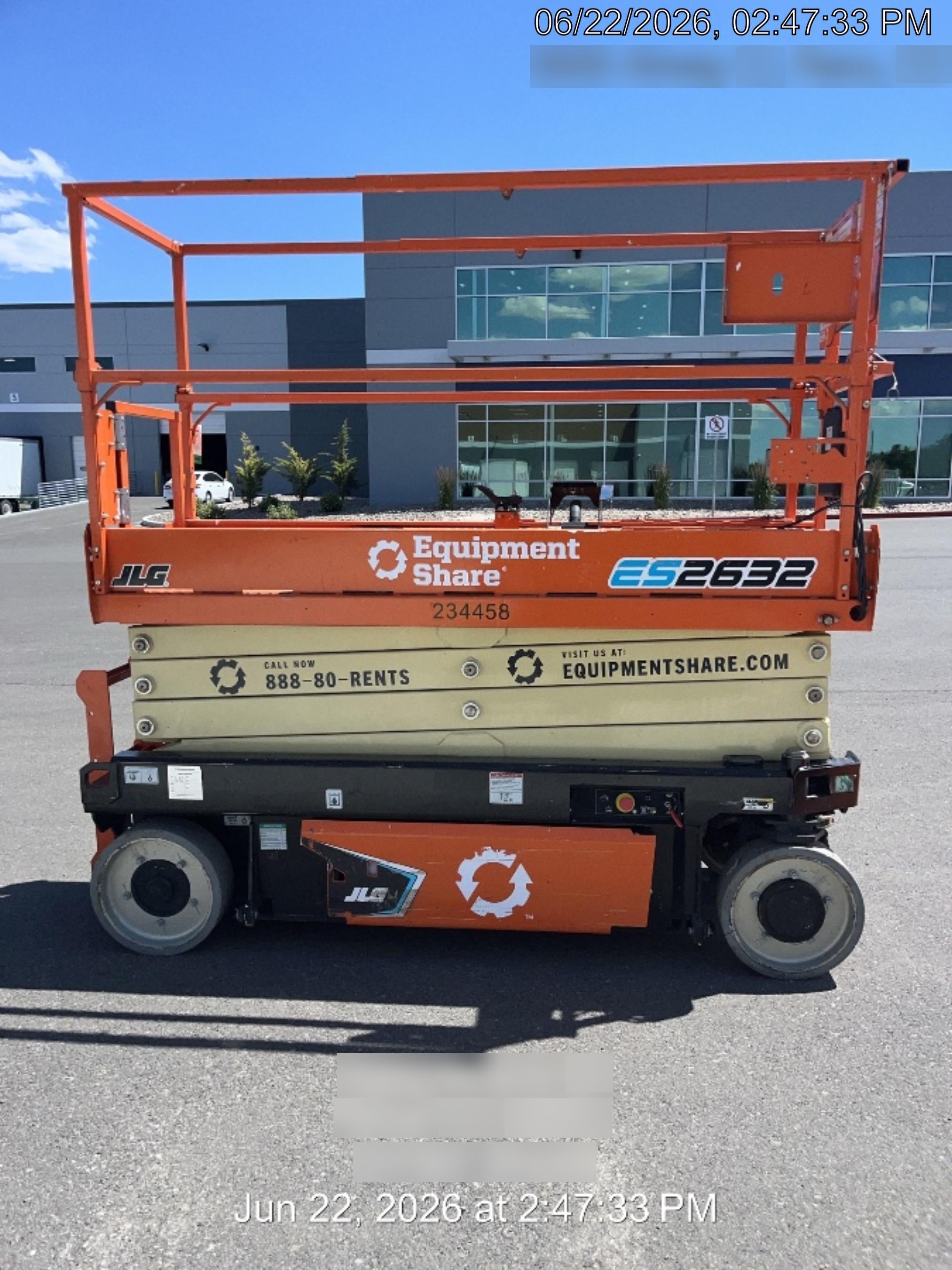 2022 JLG ES2632