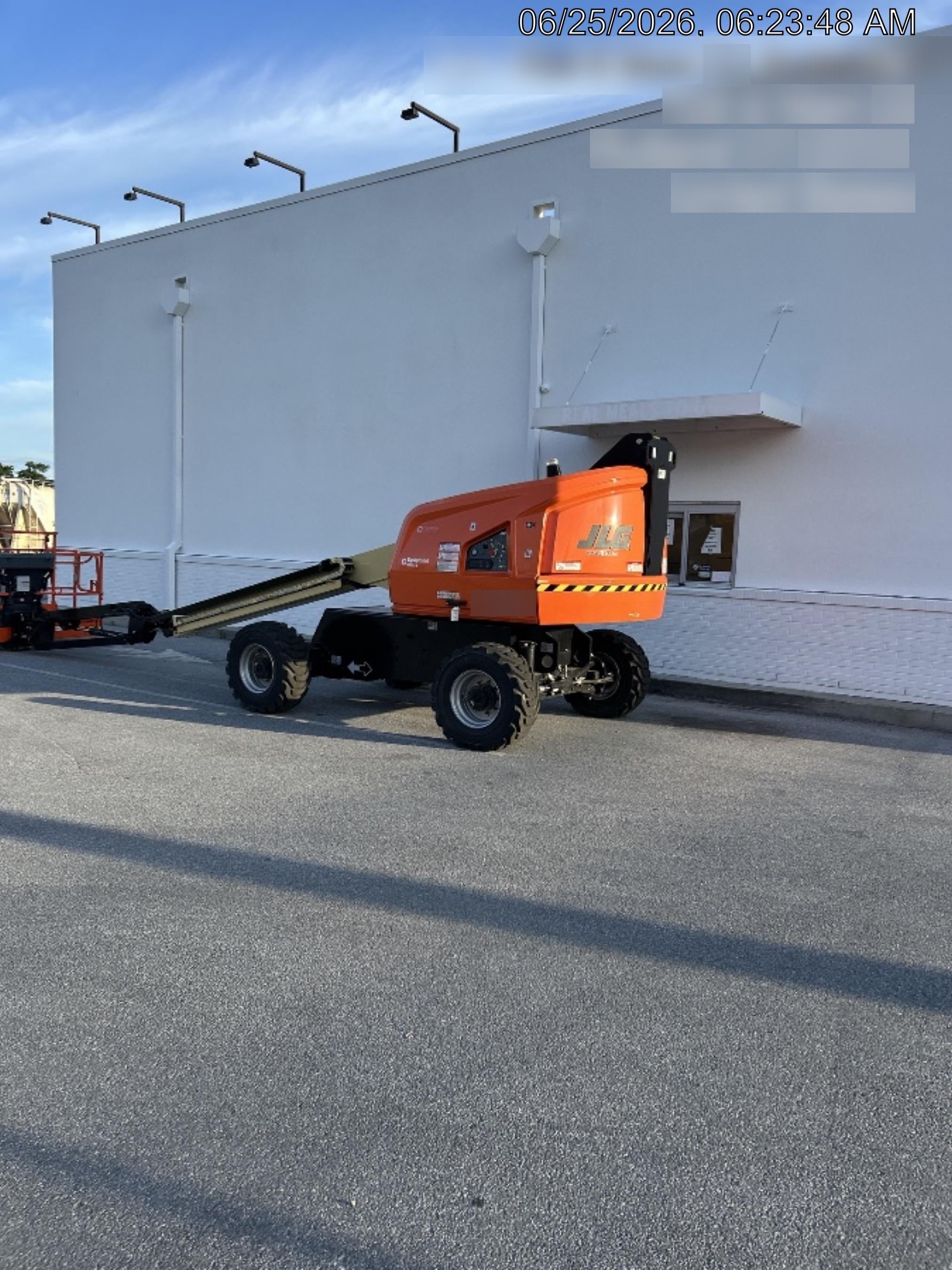 2025 JLG 460SJ