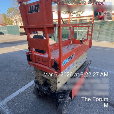 2022 JLG ES1932