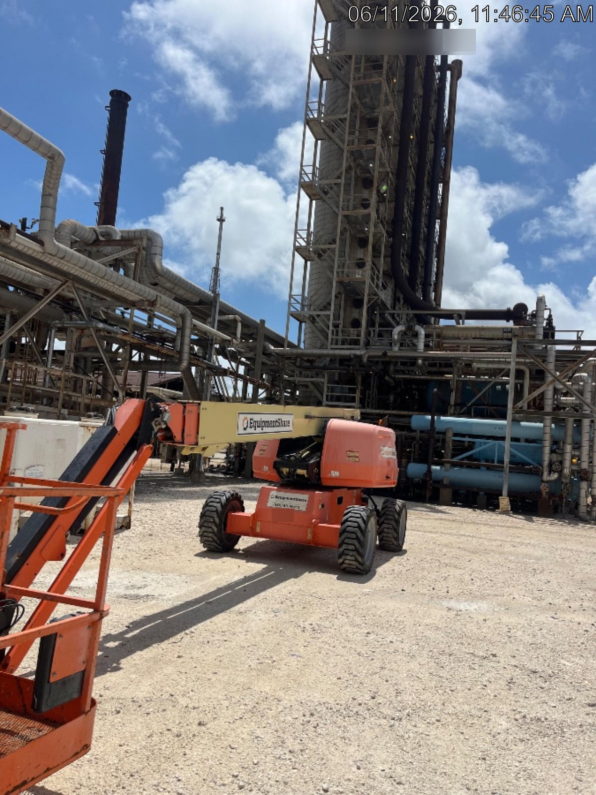 2019 JLG 660SJ
