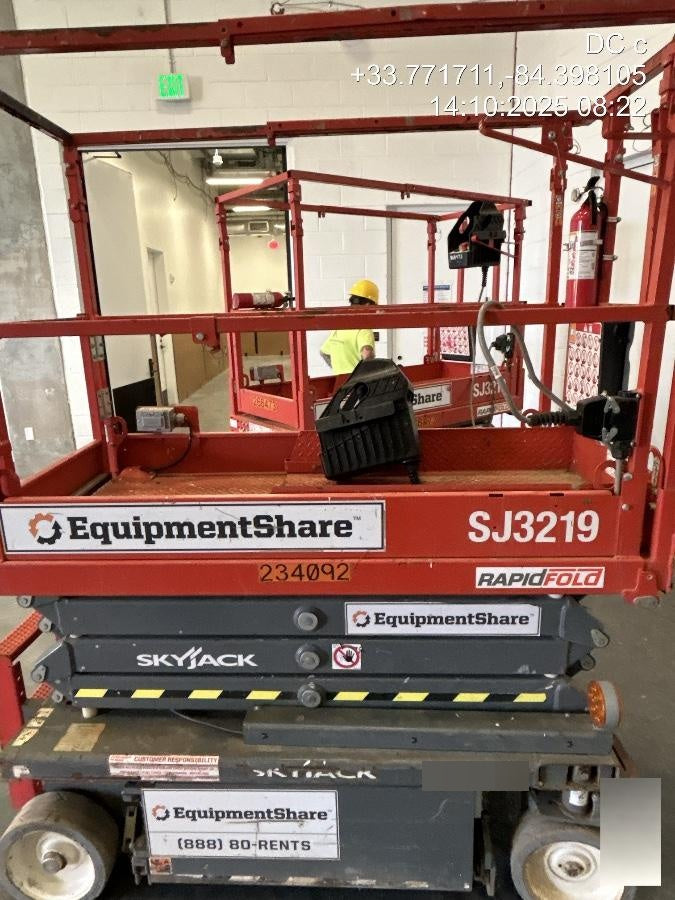 2022 SKYJACK SJ3219