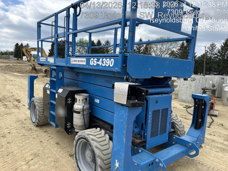 2020 GENIE GS-4390 RT