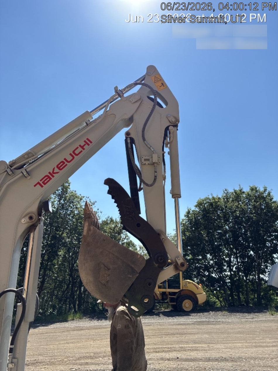 2024 TAKEUCHI TB335R2-CR