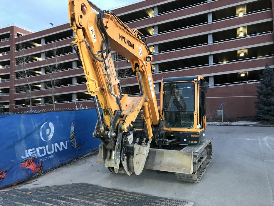 2019 HYUNDAI R80CR-9A