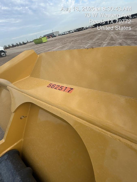 2025 JOHN DEERE 3.75 cu yd Wheel Loader Bucket - John Deere