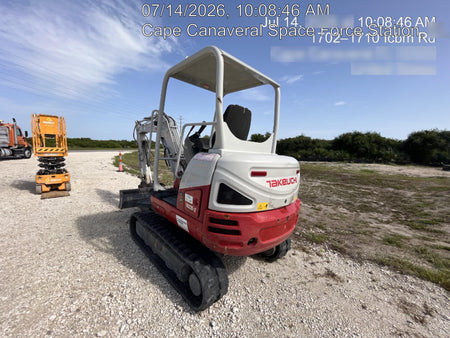 2024 TAKEUCHI TB235-2R