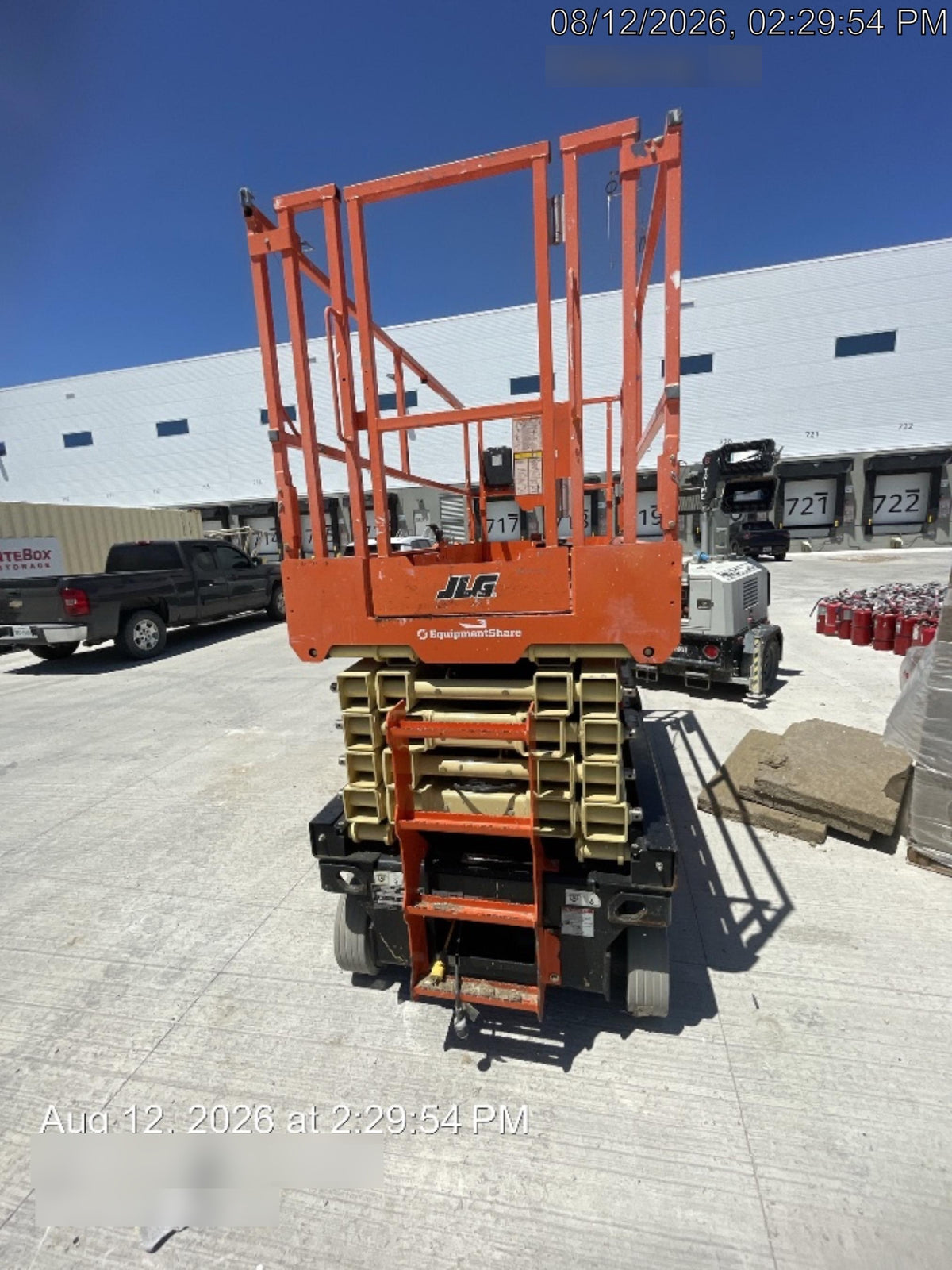 2023 JLG R4045