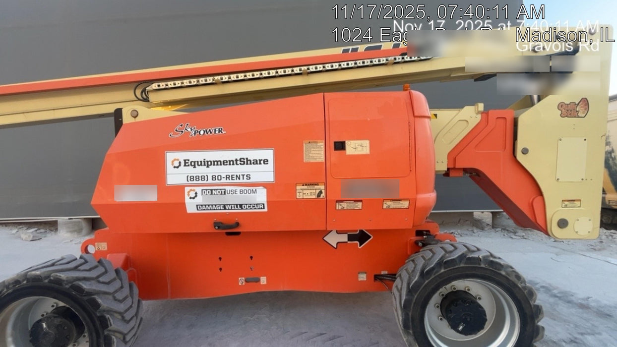 2019 JLG 800AJ