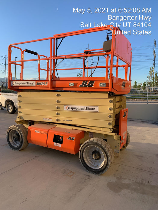 2021 JLG 4069LE