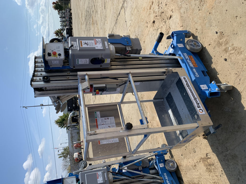 2019 GENIE AWP-30S
