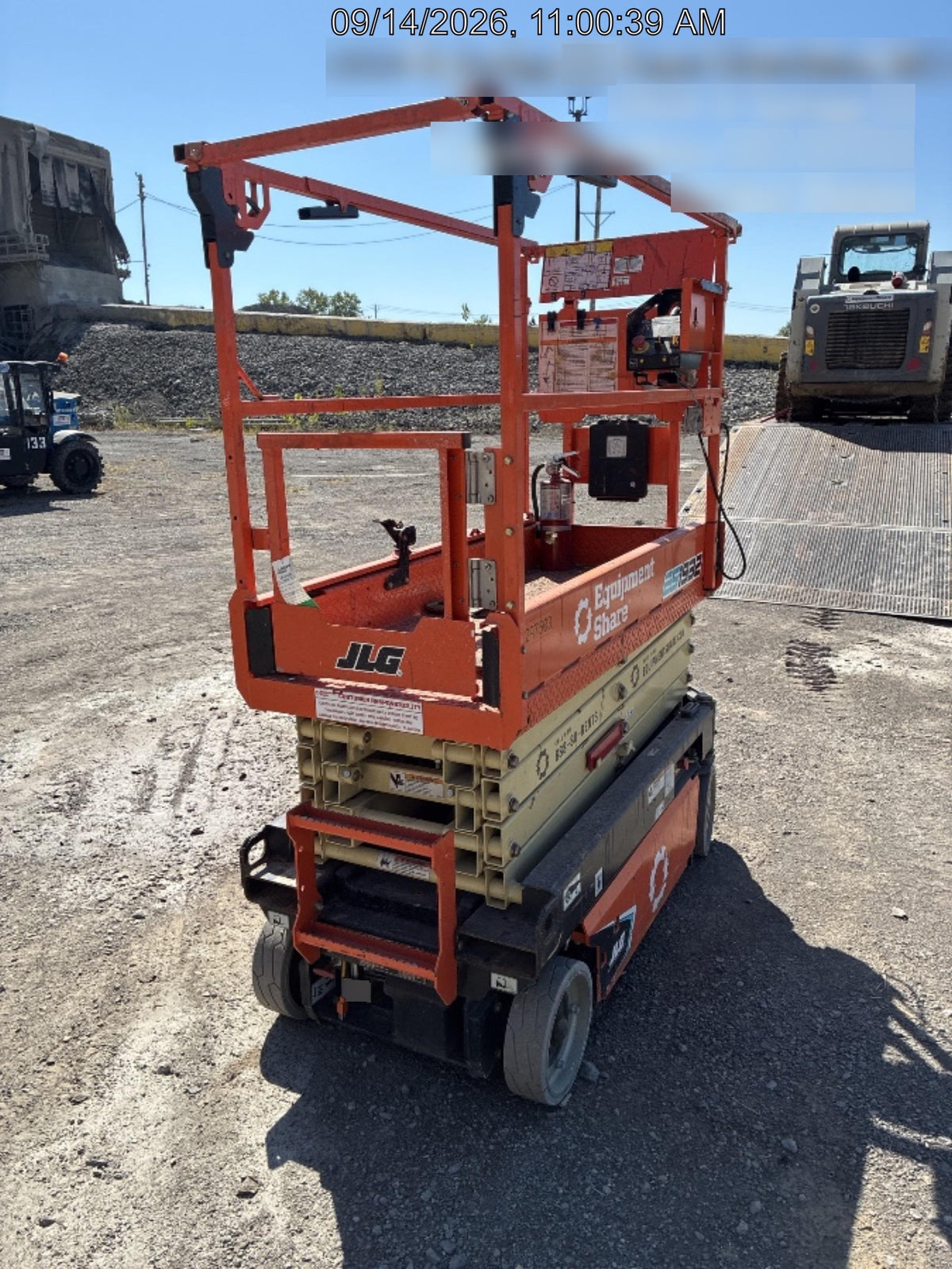 2023 JLG ES1932