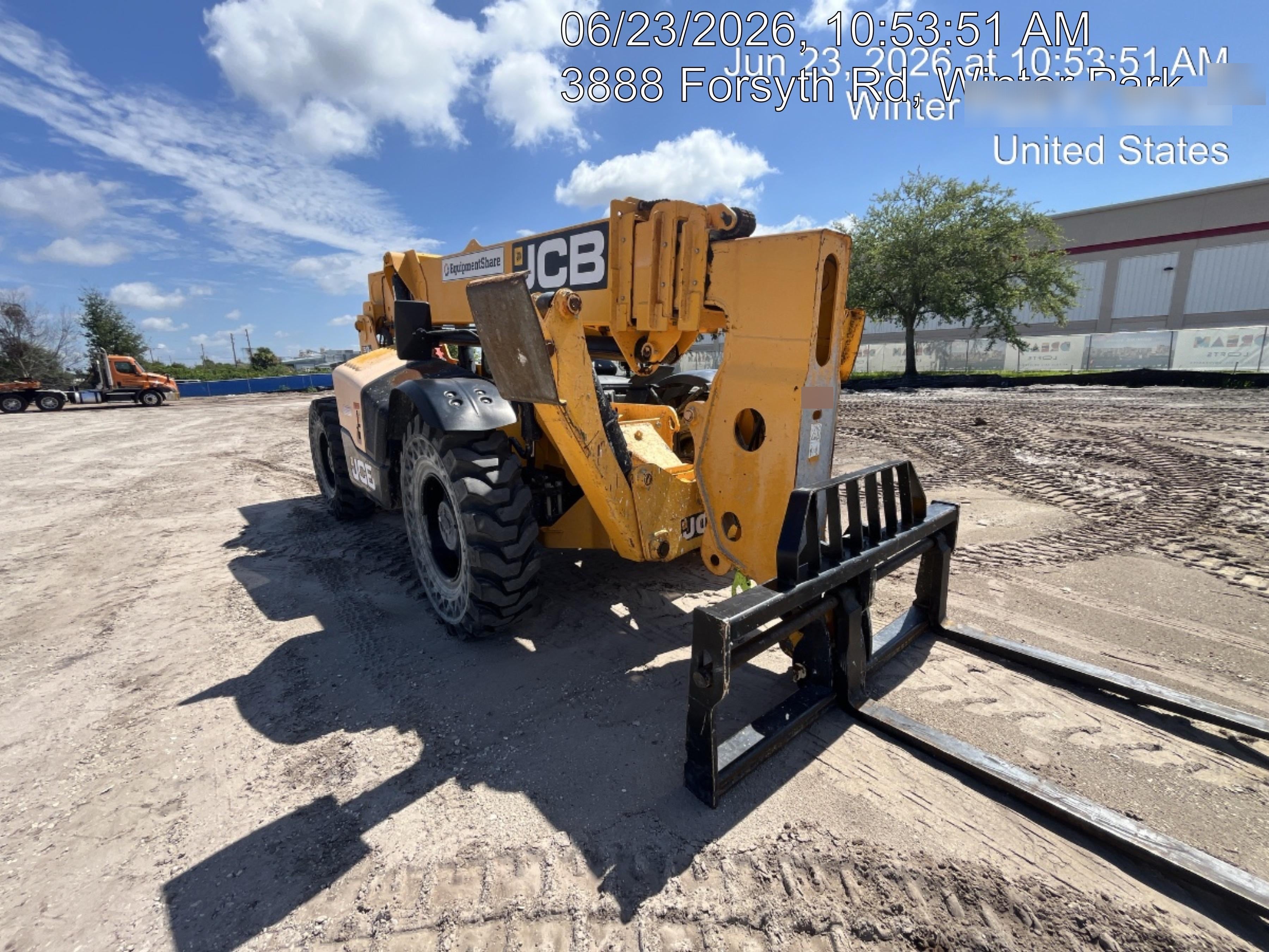 2020 JCB 510-56