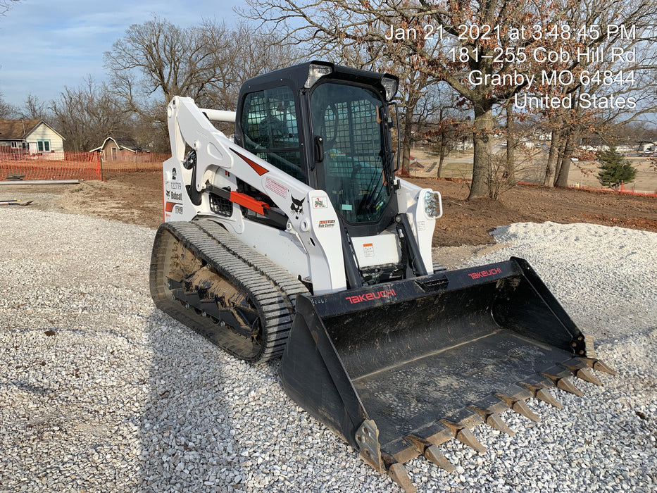 2020 Bobcat T740 74Hp T4, Cab/Heat/Air, Selectable Joystick Controls, Aux Hydraulics, Backup Alarm, P29 Performance Package, Rubber Tracks, Auto Ride Control, Reversing Fan, 7-Pin Attachment Control Kit