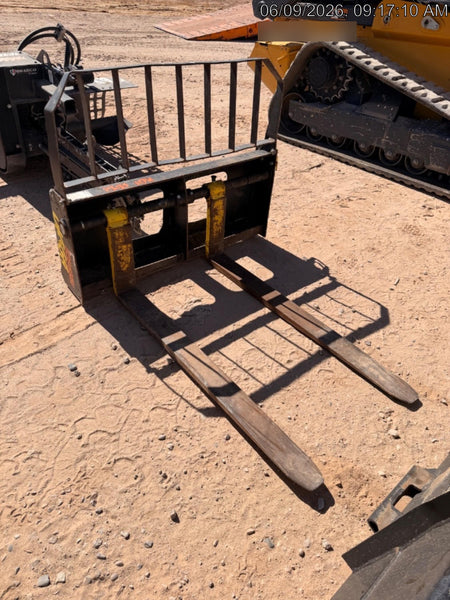 2022 DIGGA 48" Pallet Forks - Digga