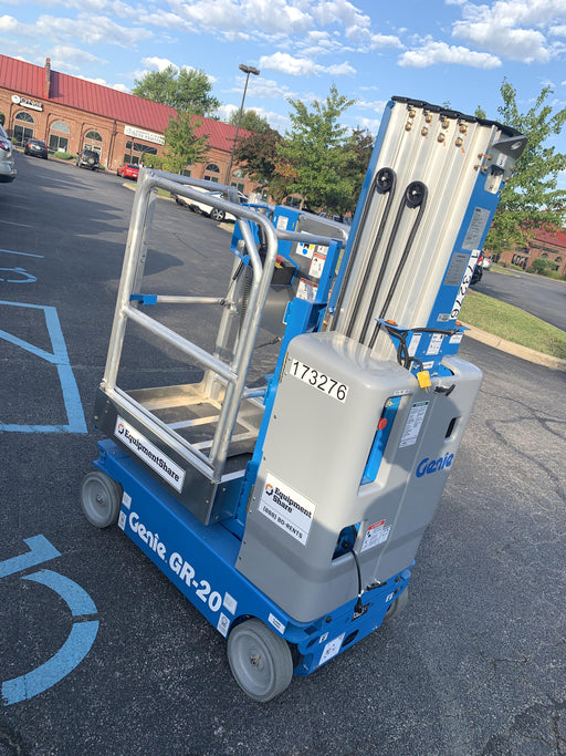 2021 GENIE GR-20