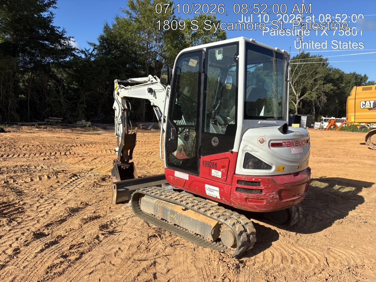 2022 TAKEUCHI TB235-2CR