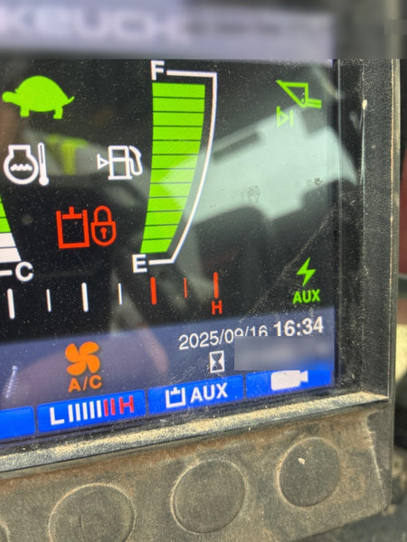 2023 TAKEUCHI TL10V2-CR
