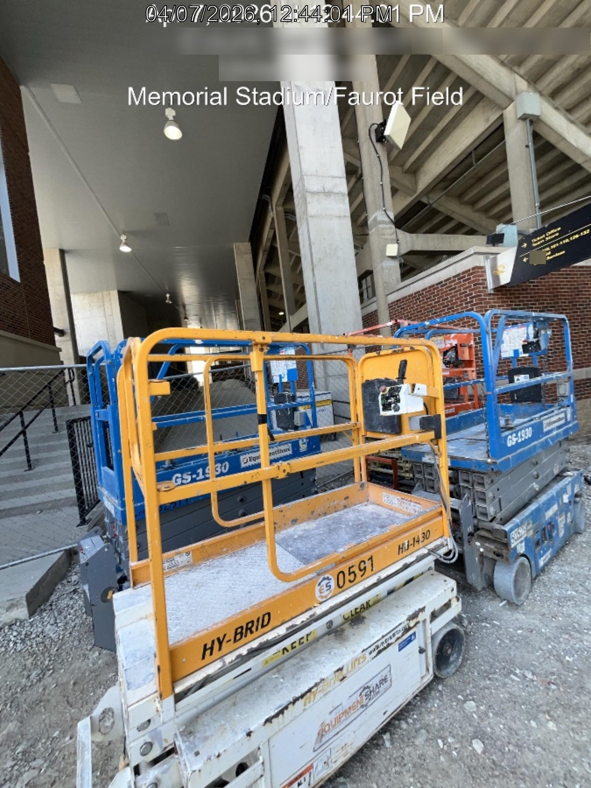 Custom Equipment HB-1430 Hy-Brid Scissor Lift
Platform capacity up to 670 lbs
Working height up to 20 ft
Weighs under 1,700 lbs
Non-marking wheels