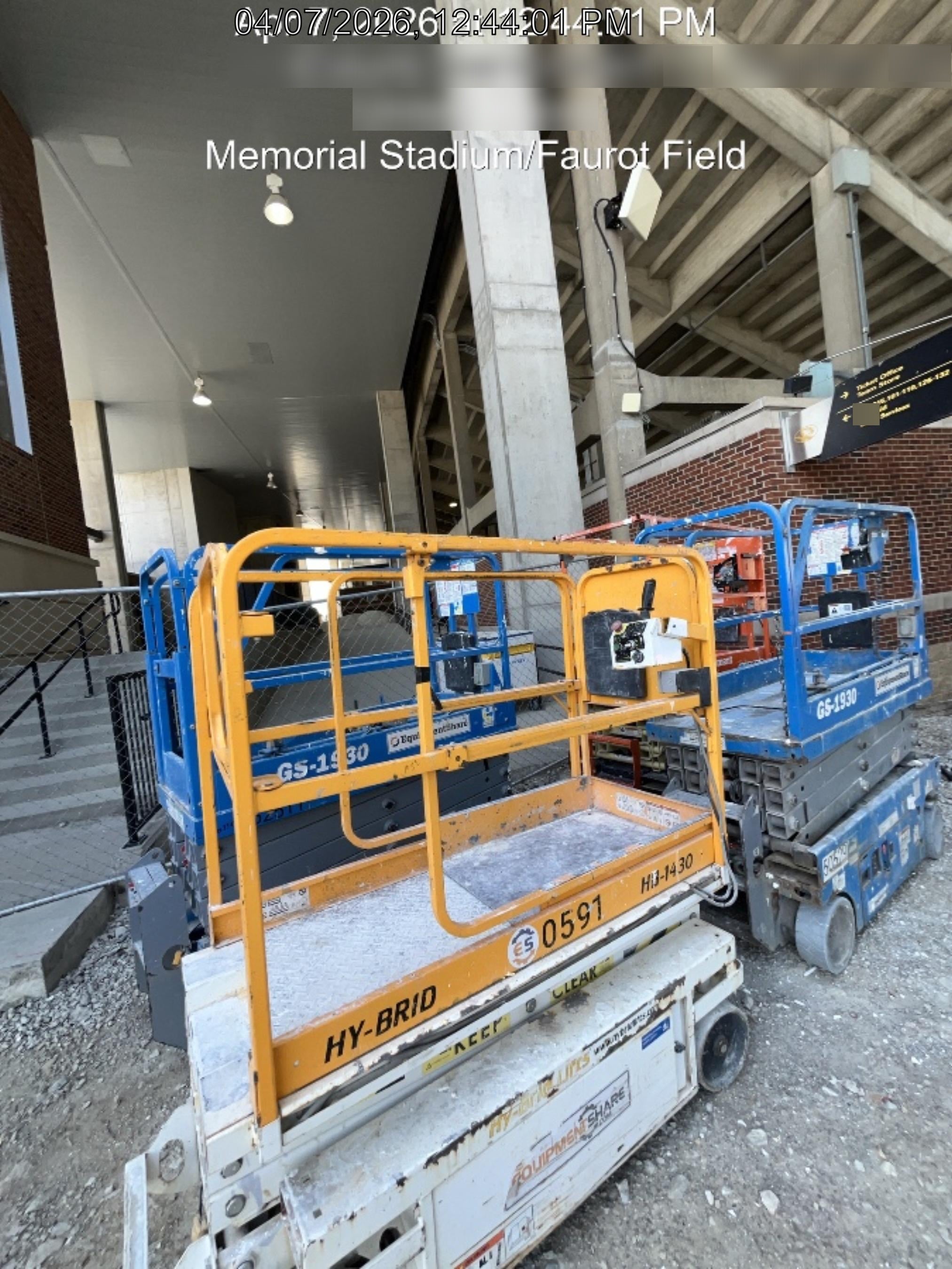 Custom Equipment HB-1430 Hy-Brid Scissor Lift
Platform capacity up to 670 lbs
Working height up to 20 ft
Weighs under 1,700 lbs
Non-marking wheels