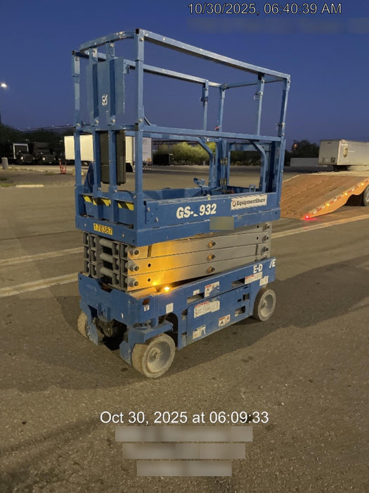 2021 GENIE GS-1932