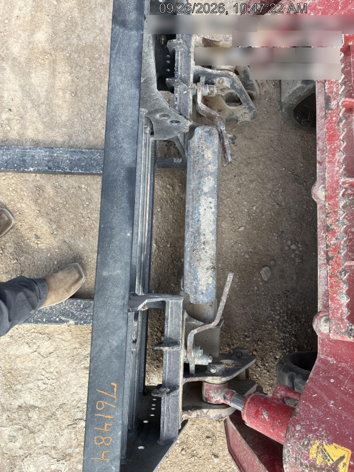 2025 ARROW MATERIAL HANDLING 60" Pallet Forks - Arrow