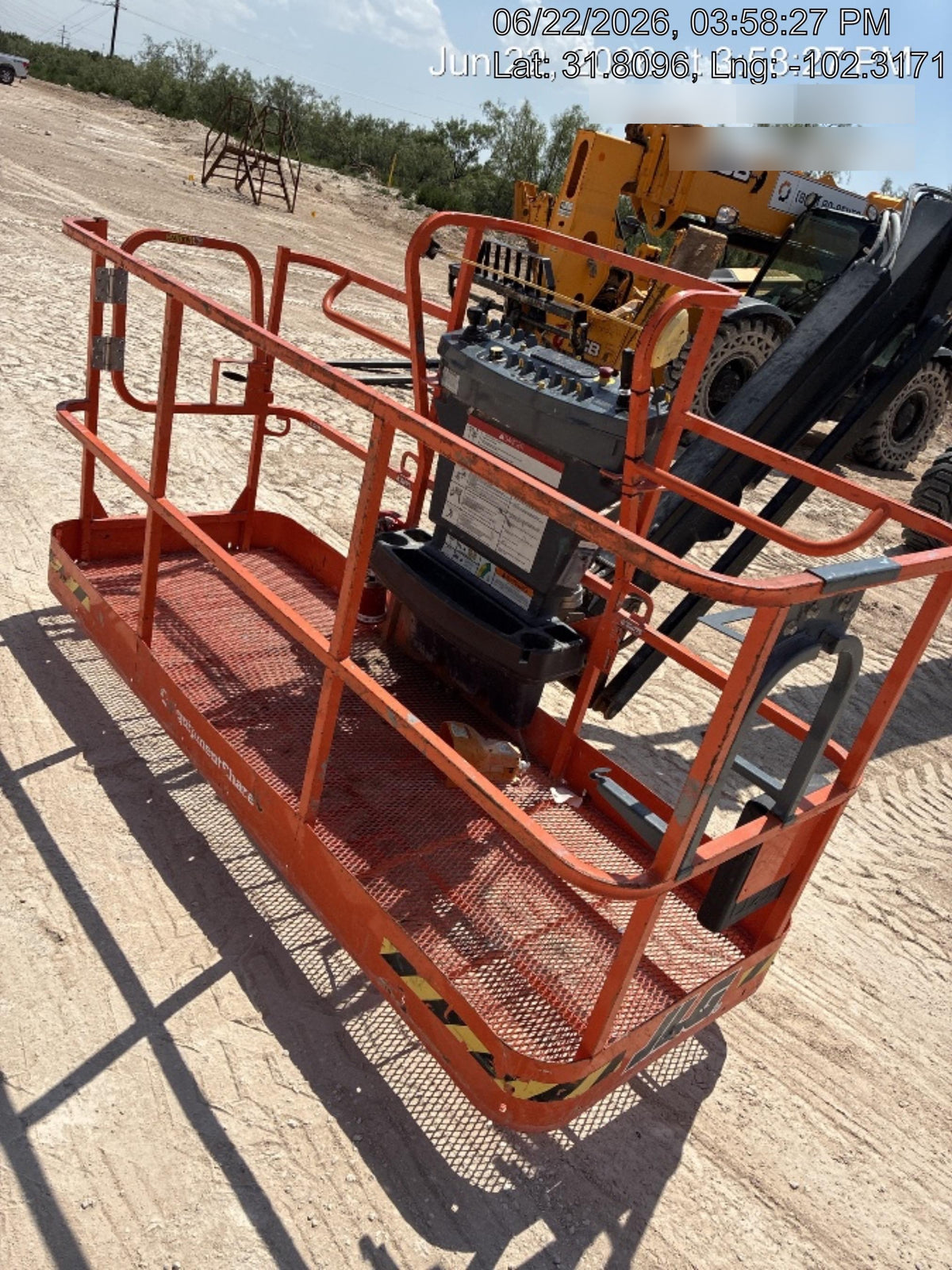 2024 JLG 660SJ