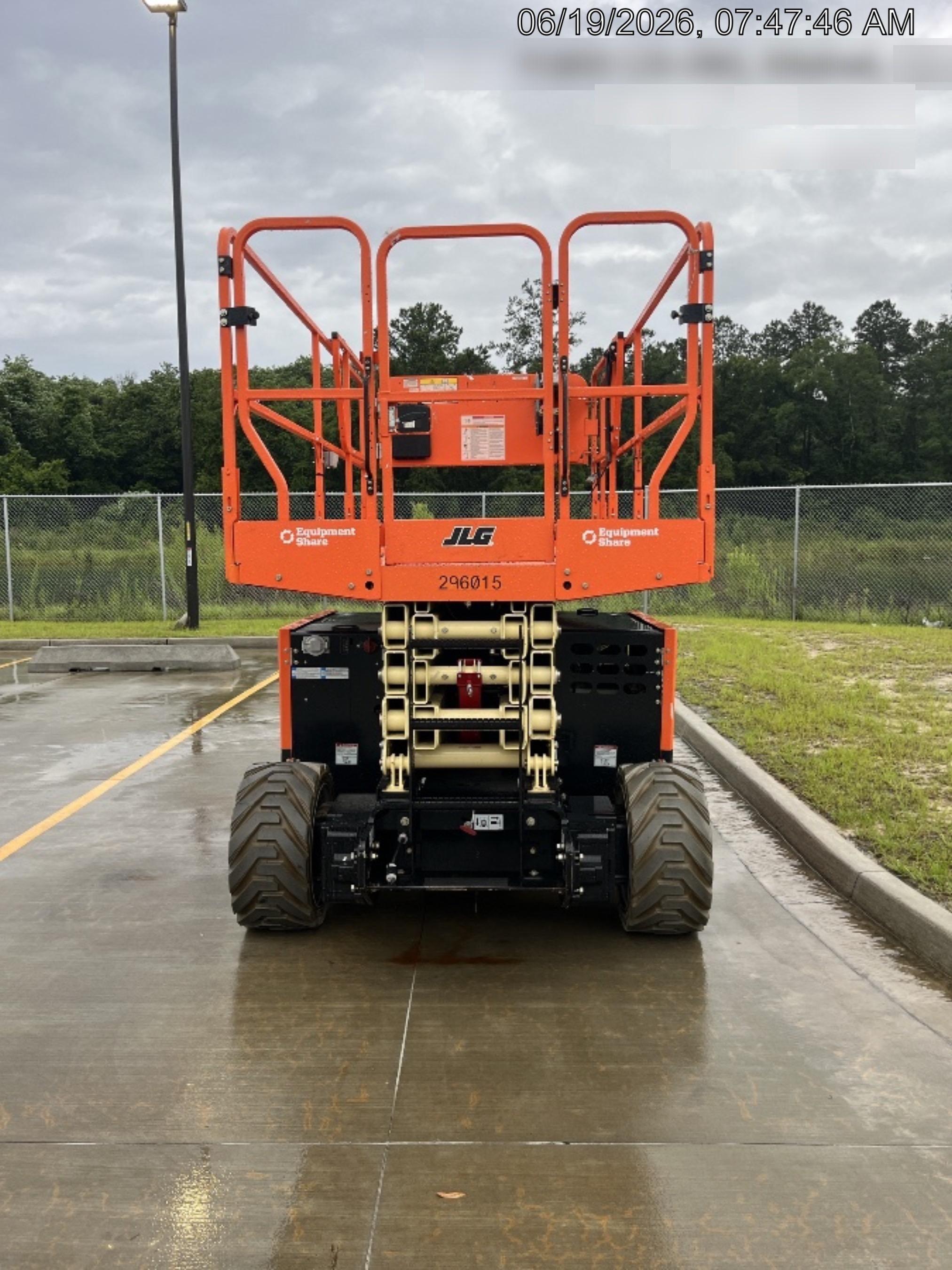 2023 JLG ERT4069