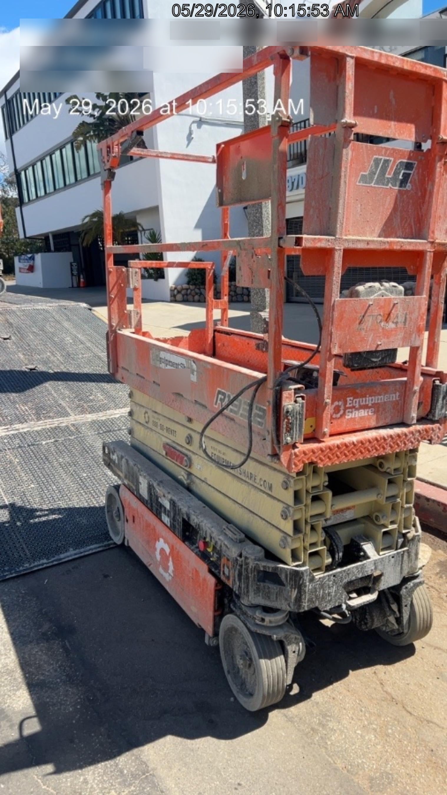 2022 JLG R1932