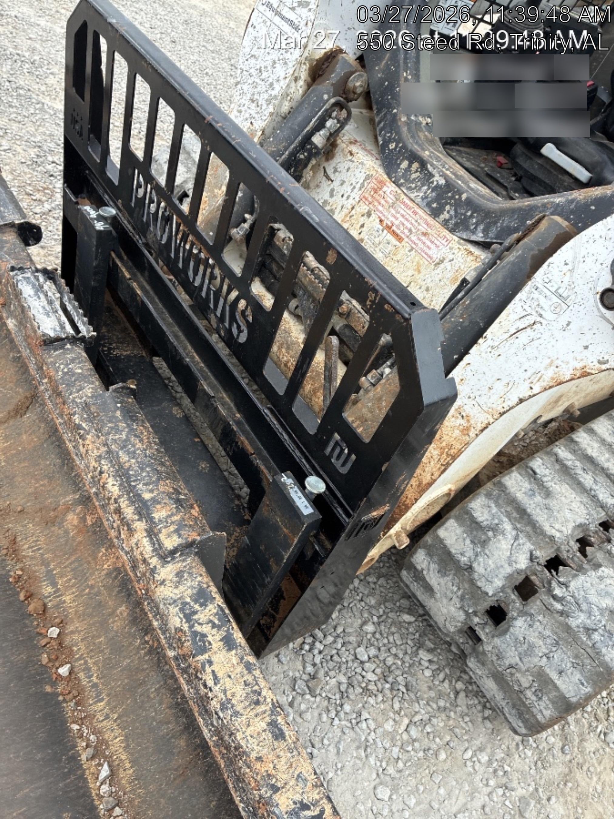 2025 ARROW MATERIAL HANDLING 48" Pallet Forks - Arrow