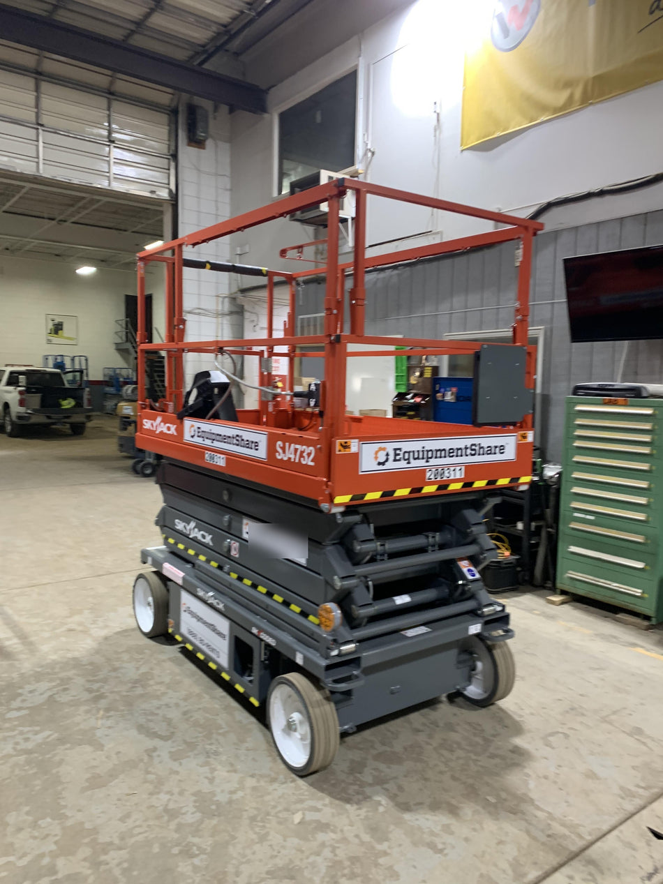 2021 SKYJACK SJ4732