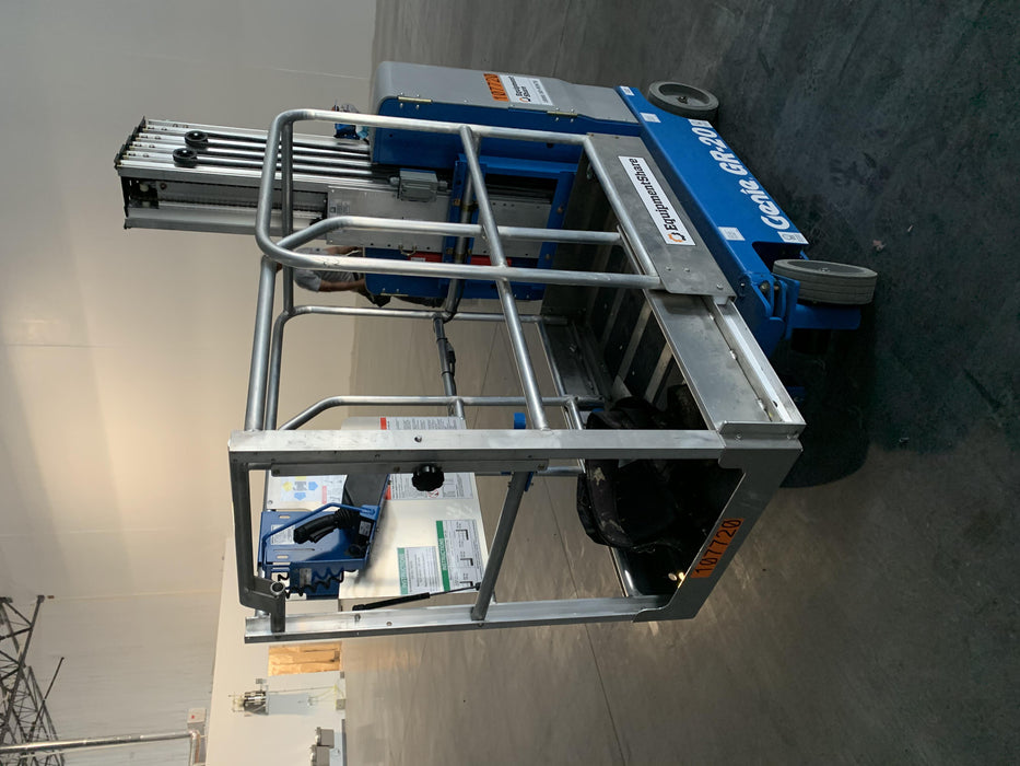 2020 GENIE GR-20