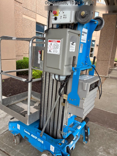 2016 GENIE AWP-30S