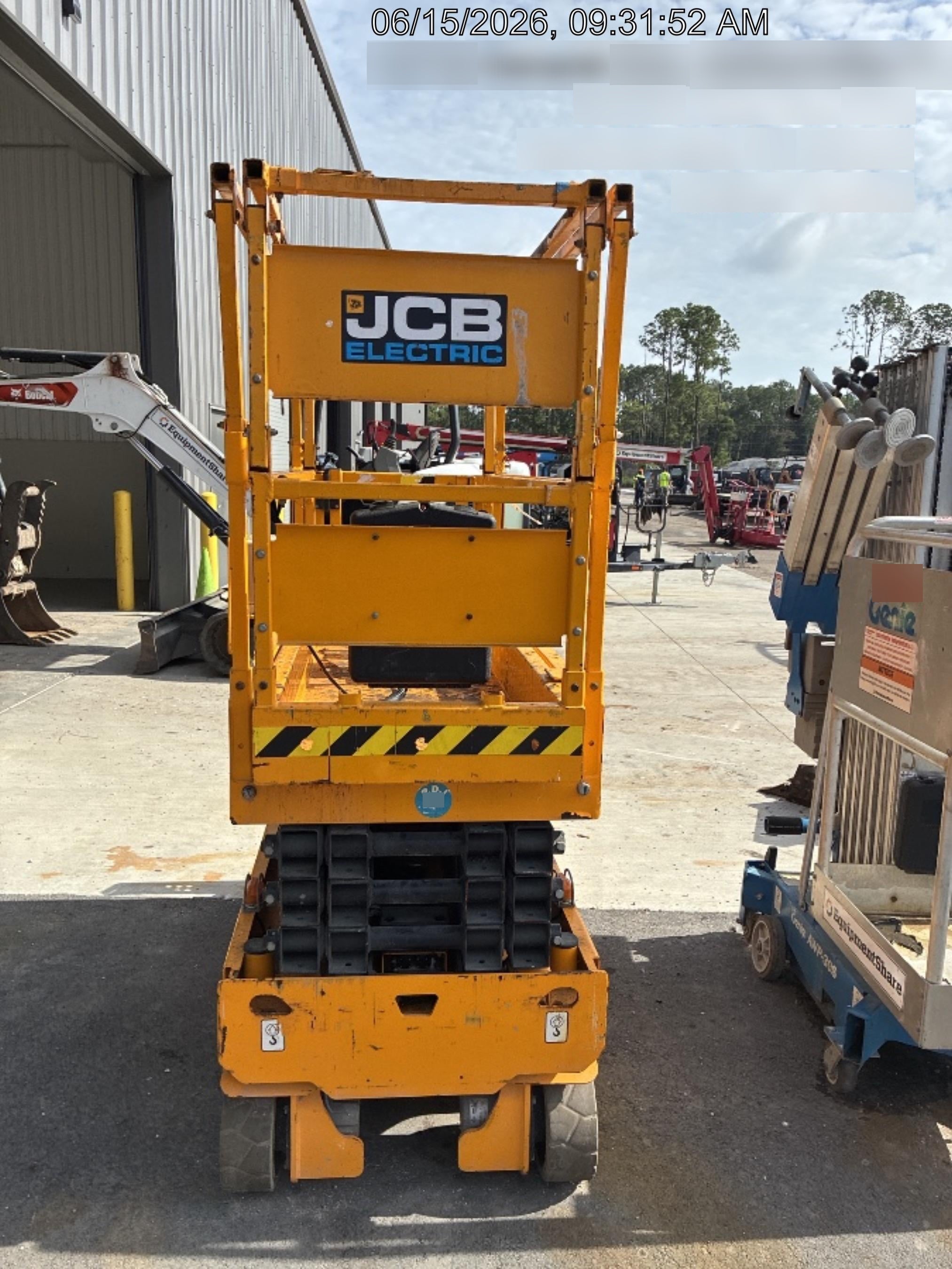 2024 JCB S1932E