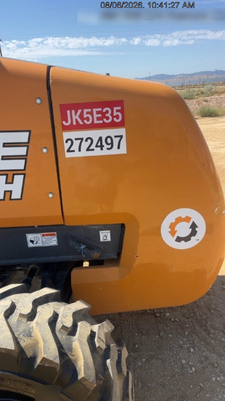 2023 CASE 588H