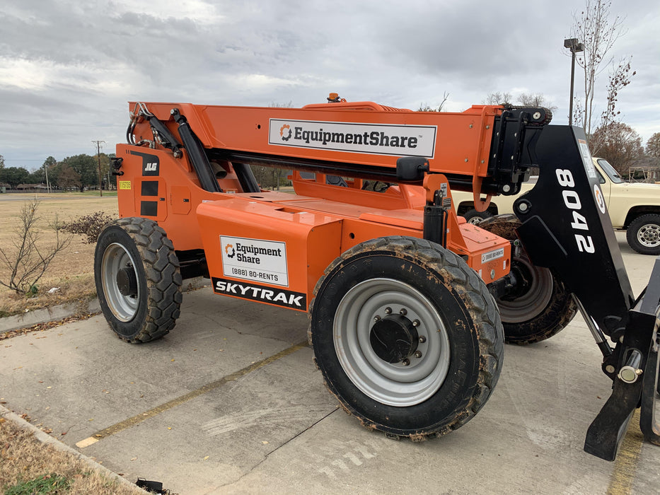 2020 Skytrak 8042 74 Hp, FF Tires, Work Lights, Beacon, Aux Hydraulics, Back up Alarm, Lifting Eye, ES Decals