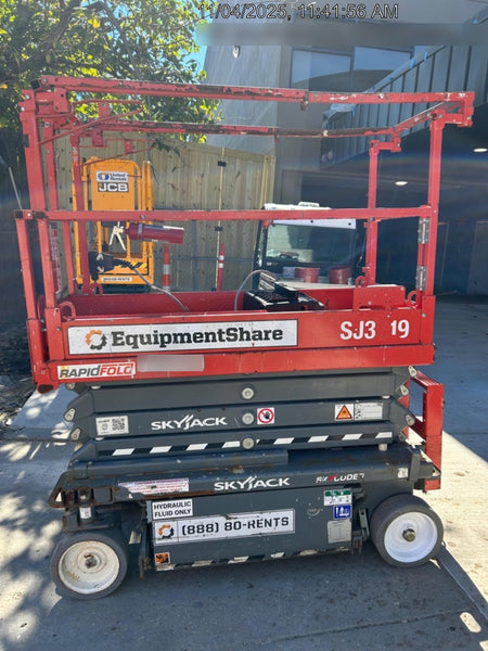 2021 SKYJACK SJ3219