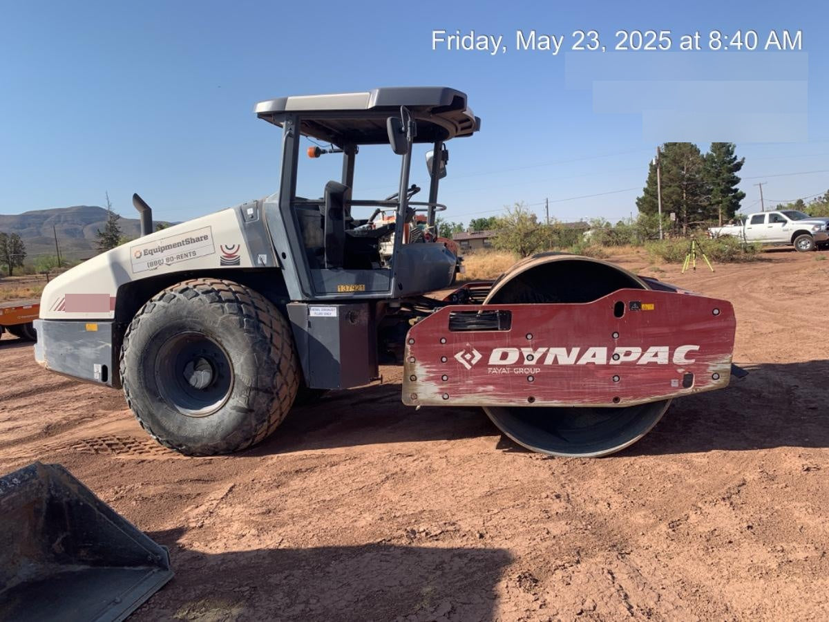 2021 DYNAPAC CA2500D