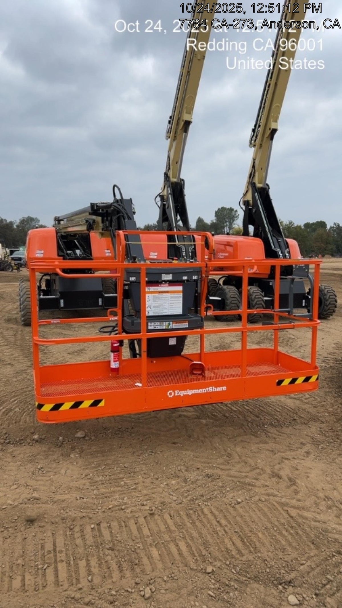 2025 JLG 660SJ
