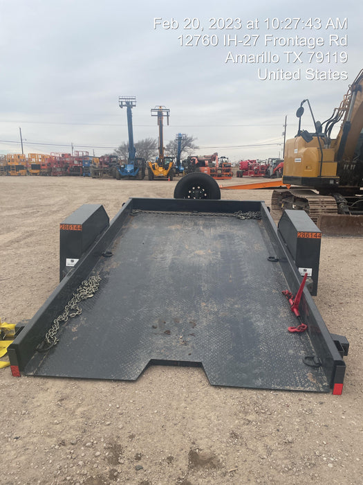 2023 LAMAR 12ft Utility