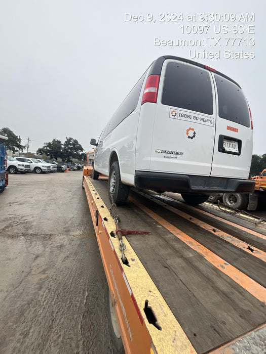 2023 CHEVROLET Express Van - Rental