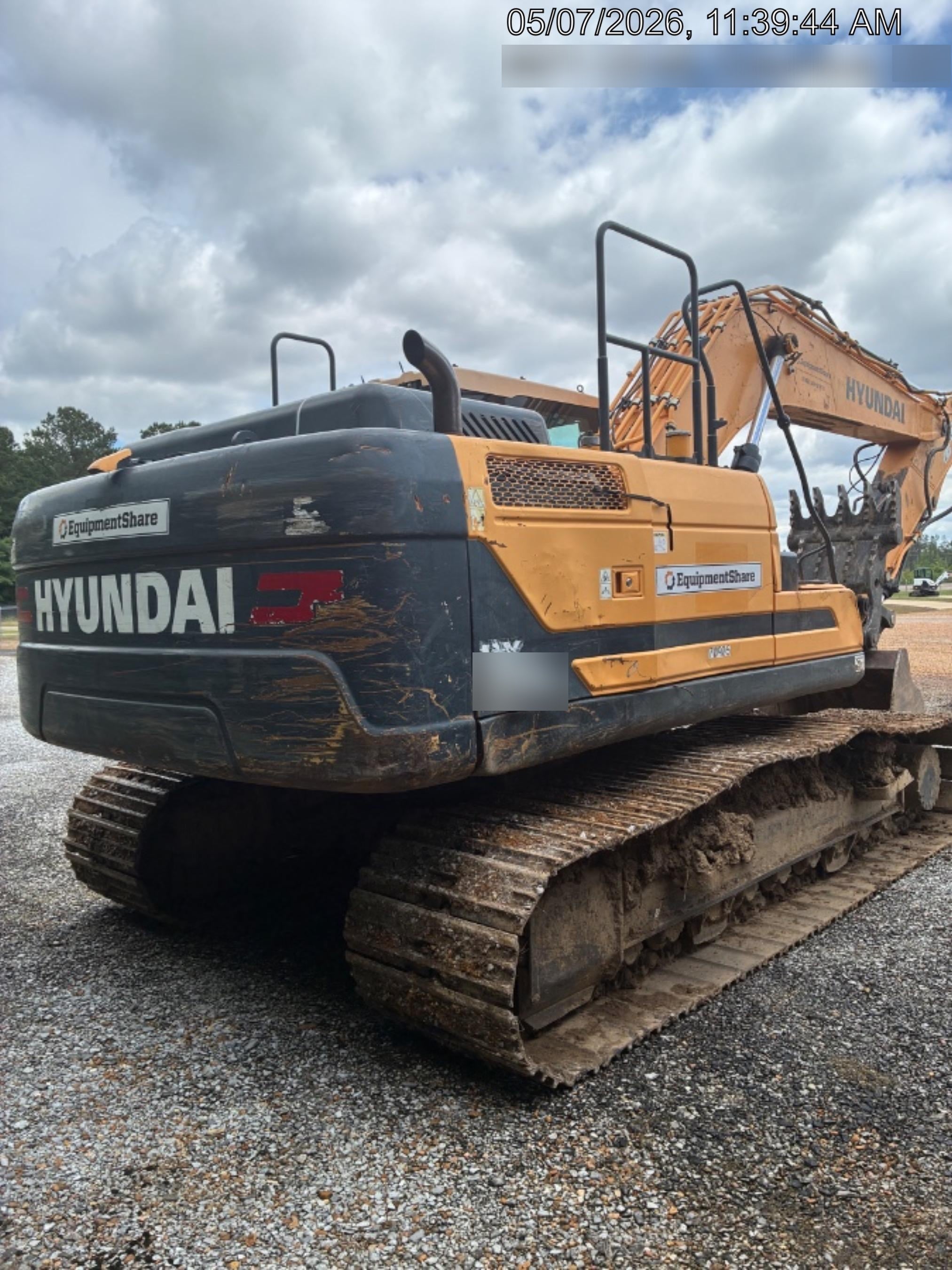 2016 HYUNDAI HX220L
